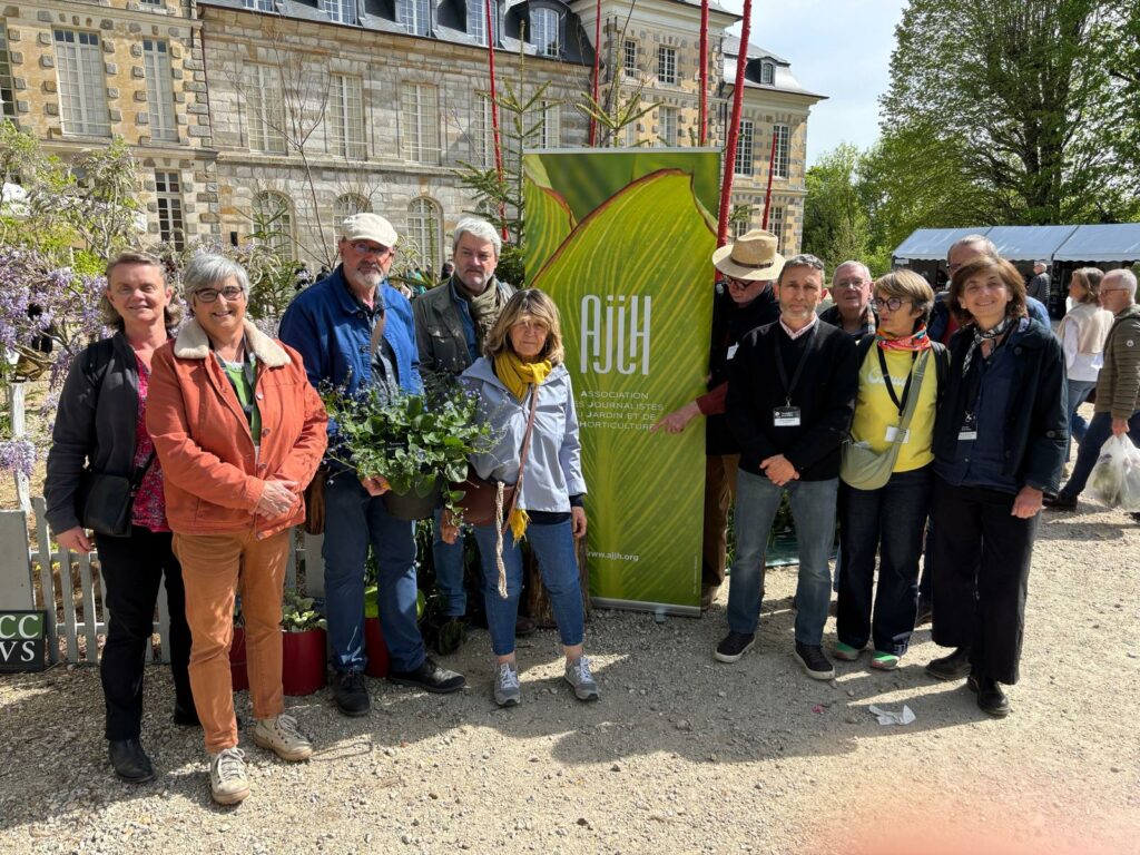 Les journalistes d'horticulture de l'AJJH ont animé le stand de l'association pour le lancement du label "La Pépite végétale". Les 10, 11 et 12 avril 2026 à Saint-Jean-de-Beauregard